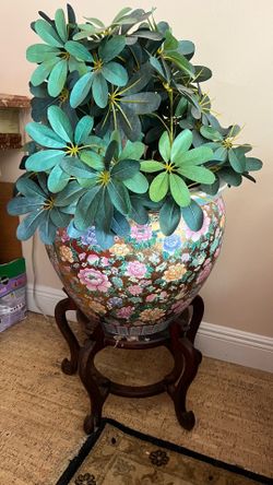 Porcelain vase