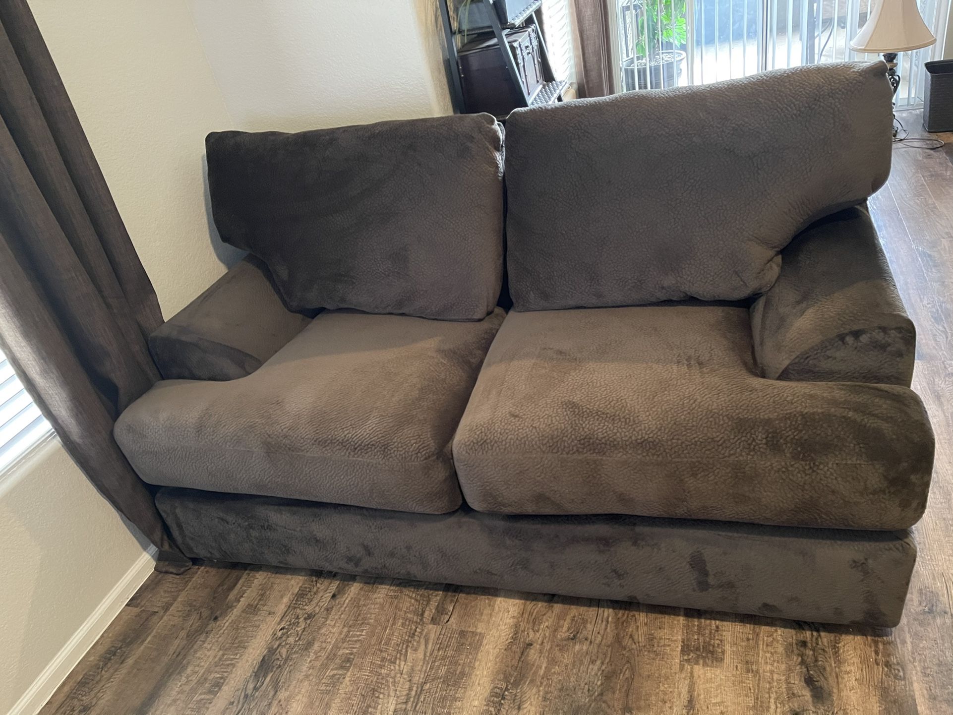 Like new chocolate brown Couch sofa loveseat whatever you wanna call it 74 inches long no smells no smoke no kids Price is firm cash only pick 