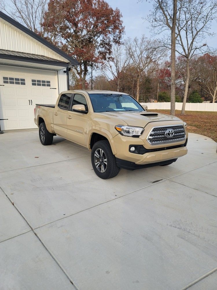 2016 Toyota Tacoma Double Cab