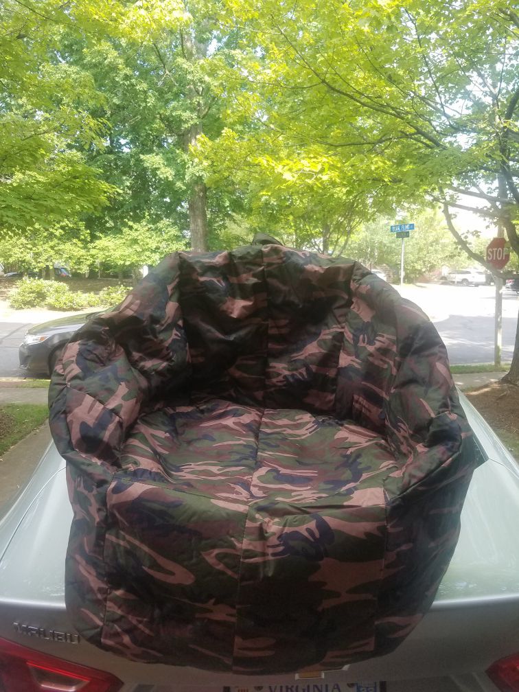 Camp or outdoor chair