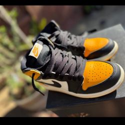 Jordan Nike 1s Taxi 2.5y