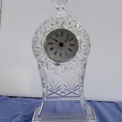 Vintage Cut Crystal Mantel Clock – Quartz – Elegant Clear Glass Decor