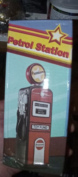 VINTAGE CERAMIC REPLICA GAS PUMP BANK

