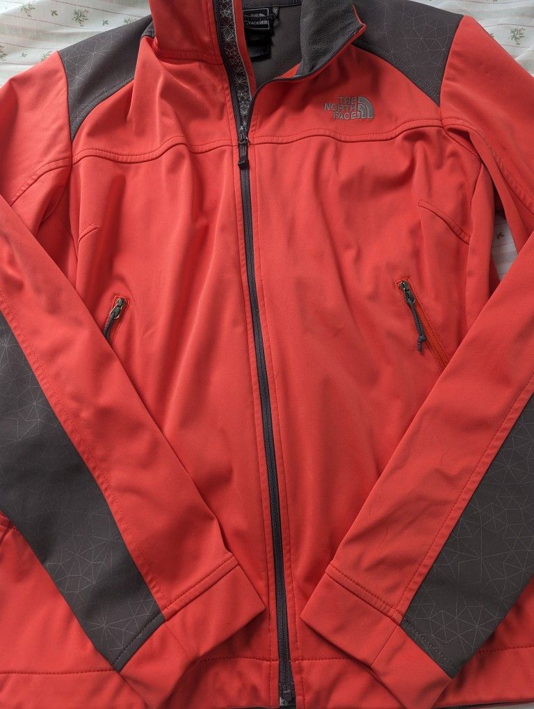The North Face Women's TNF APEX Lightweight Jacket Size Medium