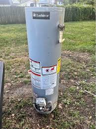 Excellent Working 40 Gal Gas Hot Water Tank