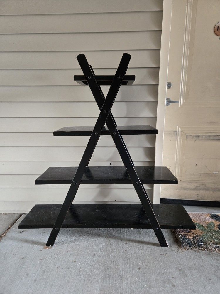 X SHAPED SHELF