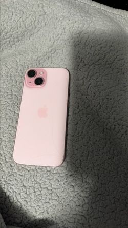 Apple iPhone Pink 15 – Cracked Back Glass