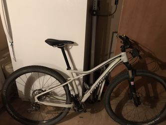 2016 Specialized Fate 29er -medium mountain bike