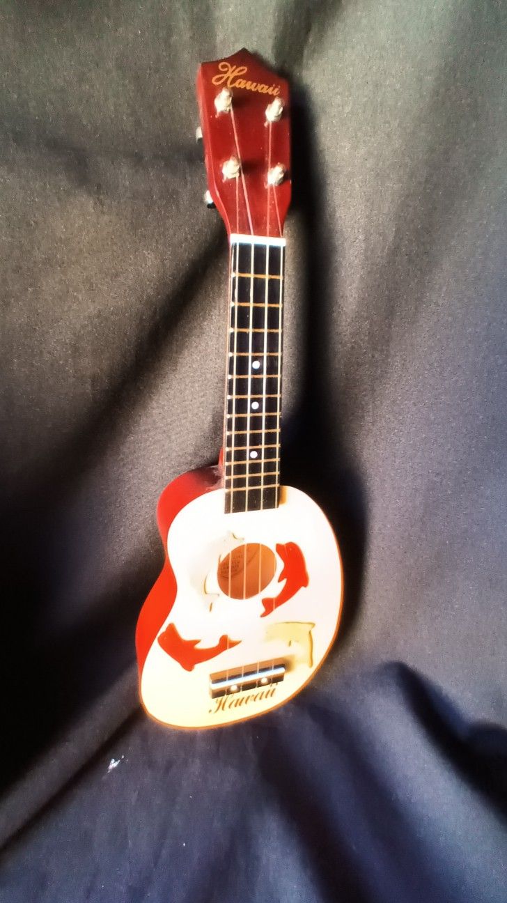 Hawaii Ukulele Soprano Size 21 Inches