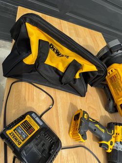 Dewalt drill and blower combo