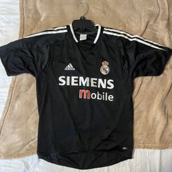 Retro Real Madrid Kit 04/05