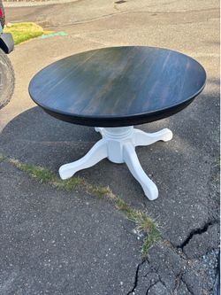 FREE dinner table
