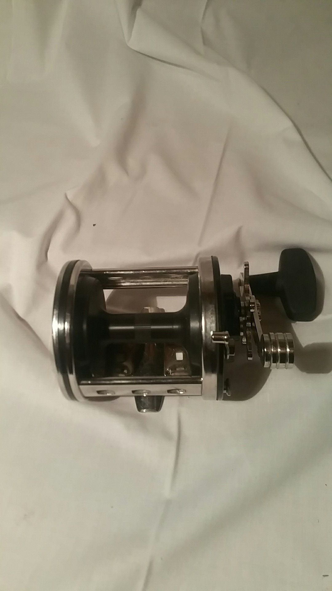 Penn 505 HS jigmaster high speed fishing reel made in the USA