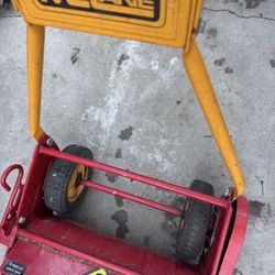 Mclane 17” Hand Push 5-7-10 Blade Front-Throw Reel Mower