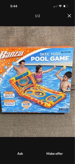 Ski Toss Pool Game (2 left)