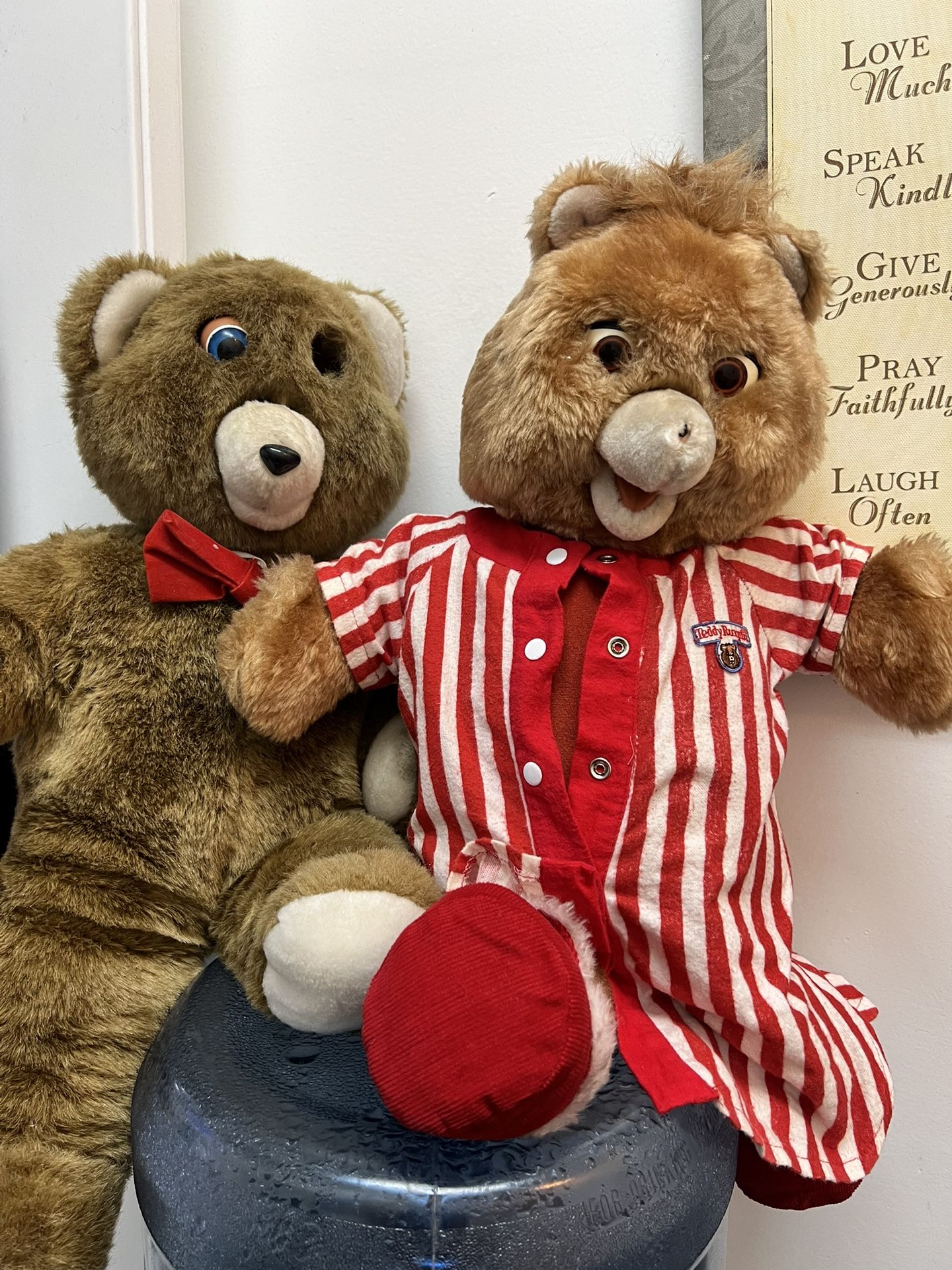Teddy Ruxpin And T.t Talking Bear