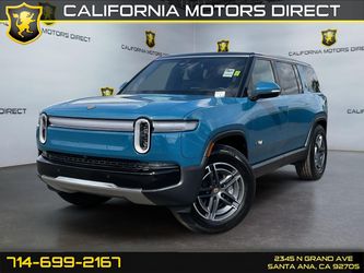2025 Rivian R1S