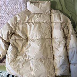 Old Navy Beige Women’s Puffer Jacket 