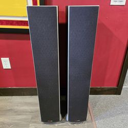 Pair of used Polk Monitor 60 Tower speakers