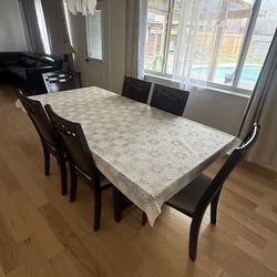 Table in good condition