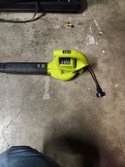 Leafblower- Corded
