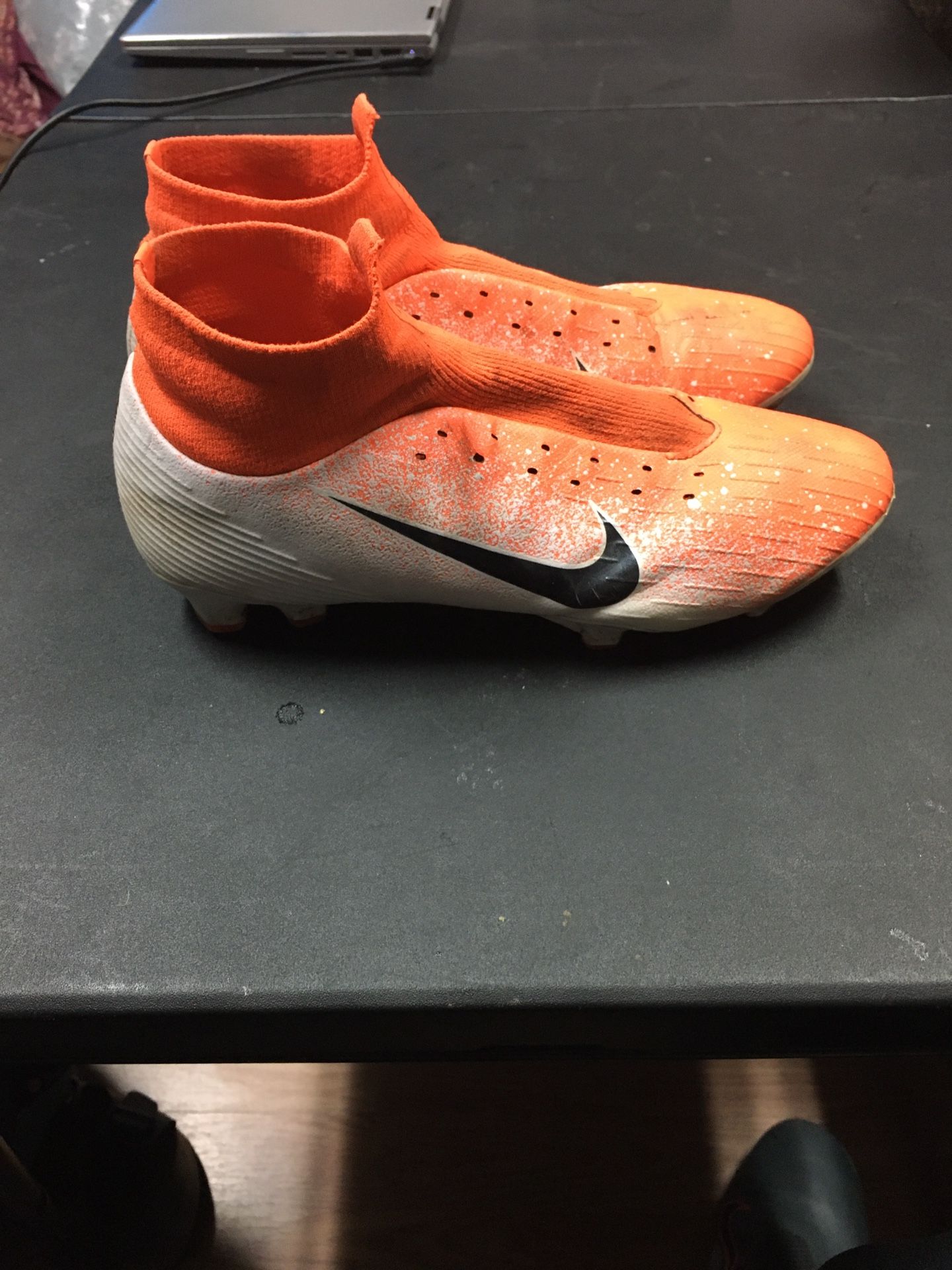 Soccer shoes nike mercurials
