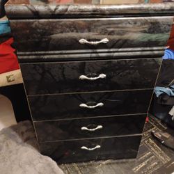 5 Drawer Tall Dresser