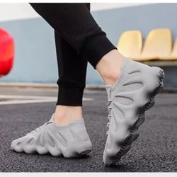 2022 Yeezy Sneakers 