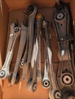 Porsche 996 Rear Suspension Parts Lot (Aluminum Arms, Carriers & More )
