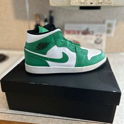 Green And White Air Jorden 1