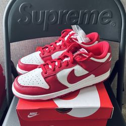 Nike Dunk Low Retro St. John’s