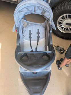Jogger stroller