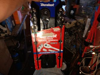 DURALAST 18PC SOCKET WRENCH SET