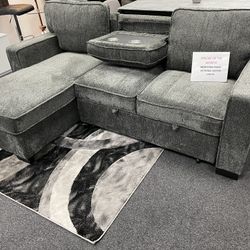 ⛱️SECTIONAL SOFA SLEEPER WITH CUP HOLDER AND USB PORT⛱️