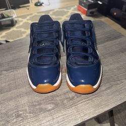 Jordan 11 Retro Low Midnight Navy 