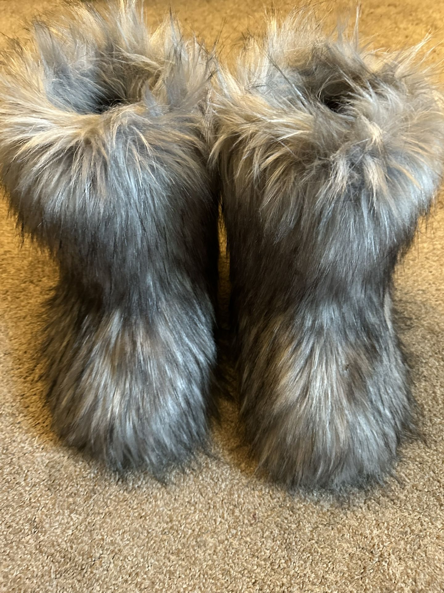 Furry Fur Boots Size 10