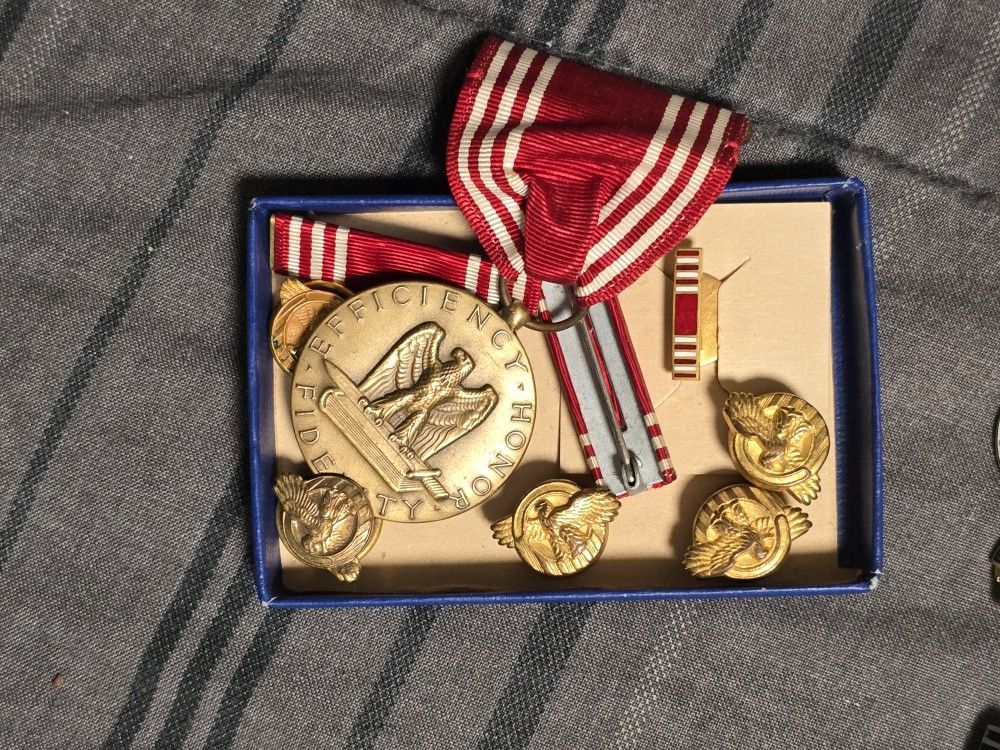Military Memorabilia WW2 ErA