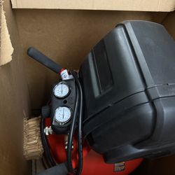 CRAFTSMAN 33-Gallon Portable Electric 175 PSI Vertical Air Compressor