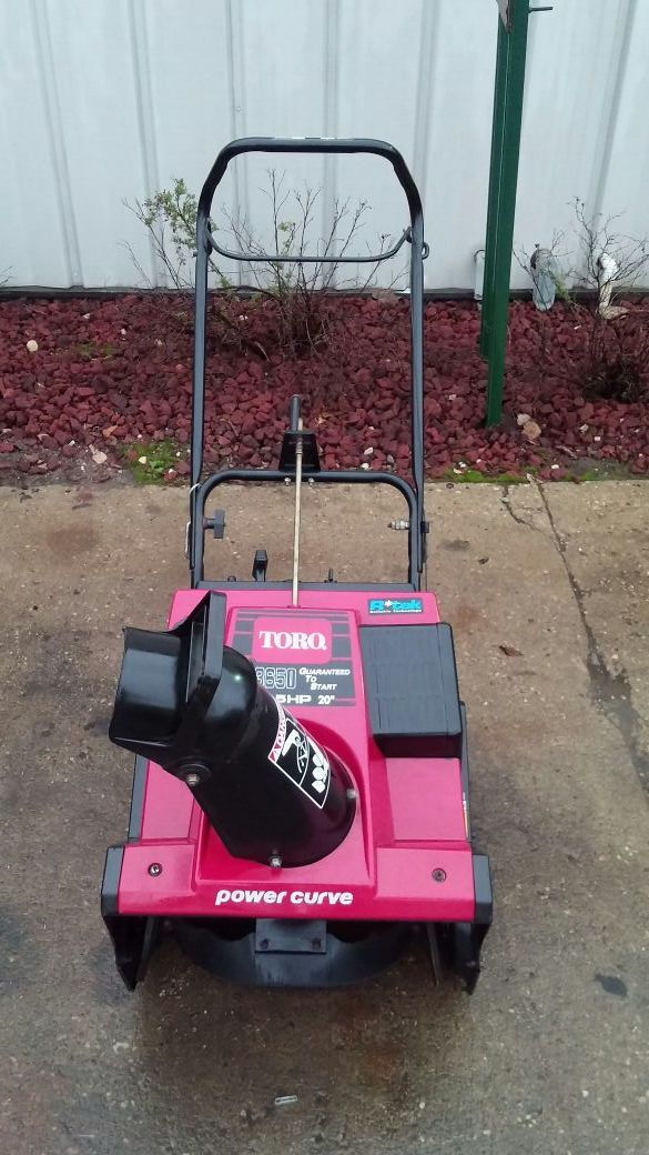 For sale a ccr 3650 6.5hp Toro snowblower for Sale in Elgin, IL OfferUp