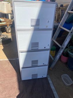 Four Piece Plastic Drawers with lock and key