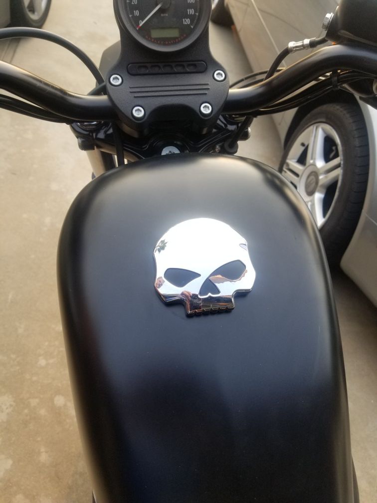 Motorcycle gas cap