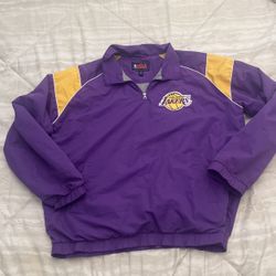 Los Angeles Lakers Windbreaker, Half Zip. Size XL