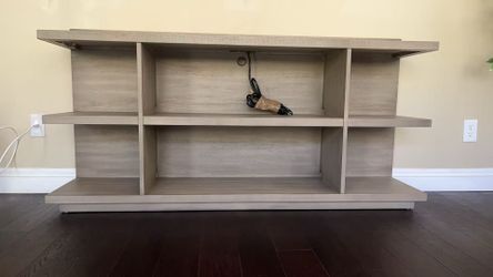 Riverside Furniture TV Cabinet – Clean & Well Kept