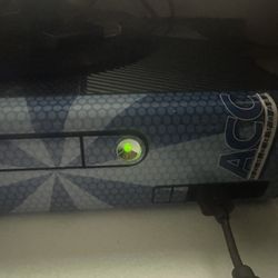 Xbox 360 E With Games 