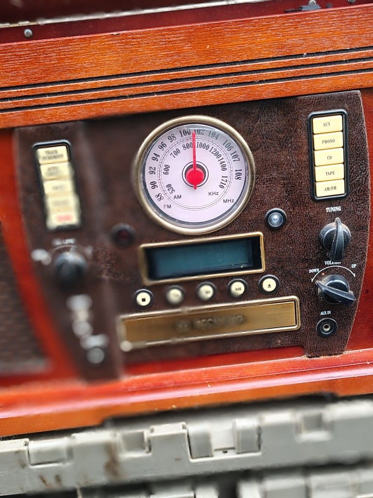 Combo Records,Tapes,Radio, CD's,Vinyl