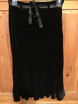Black velvet long skirt