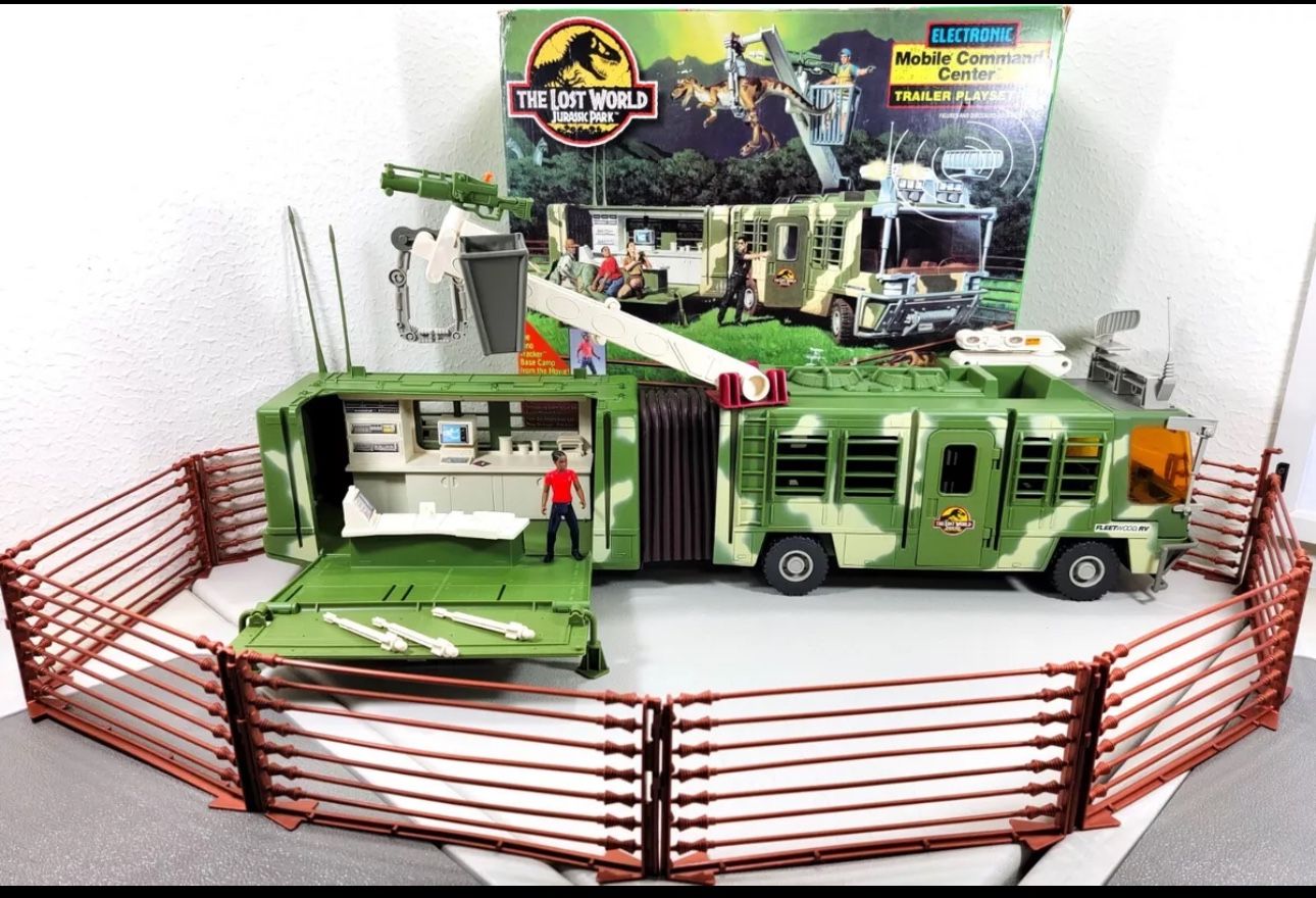 The Lost World Jurassic Park Mobile Command Center