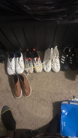 Boy, sneaker size 4 1/2 five