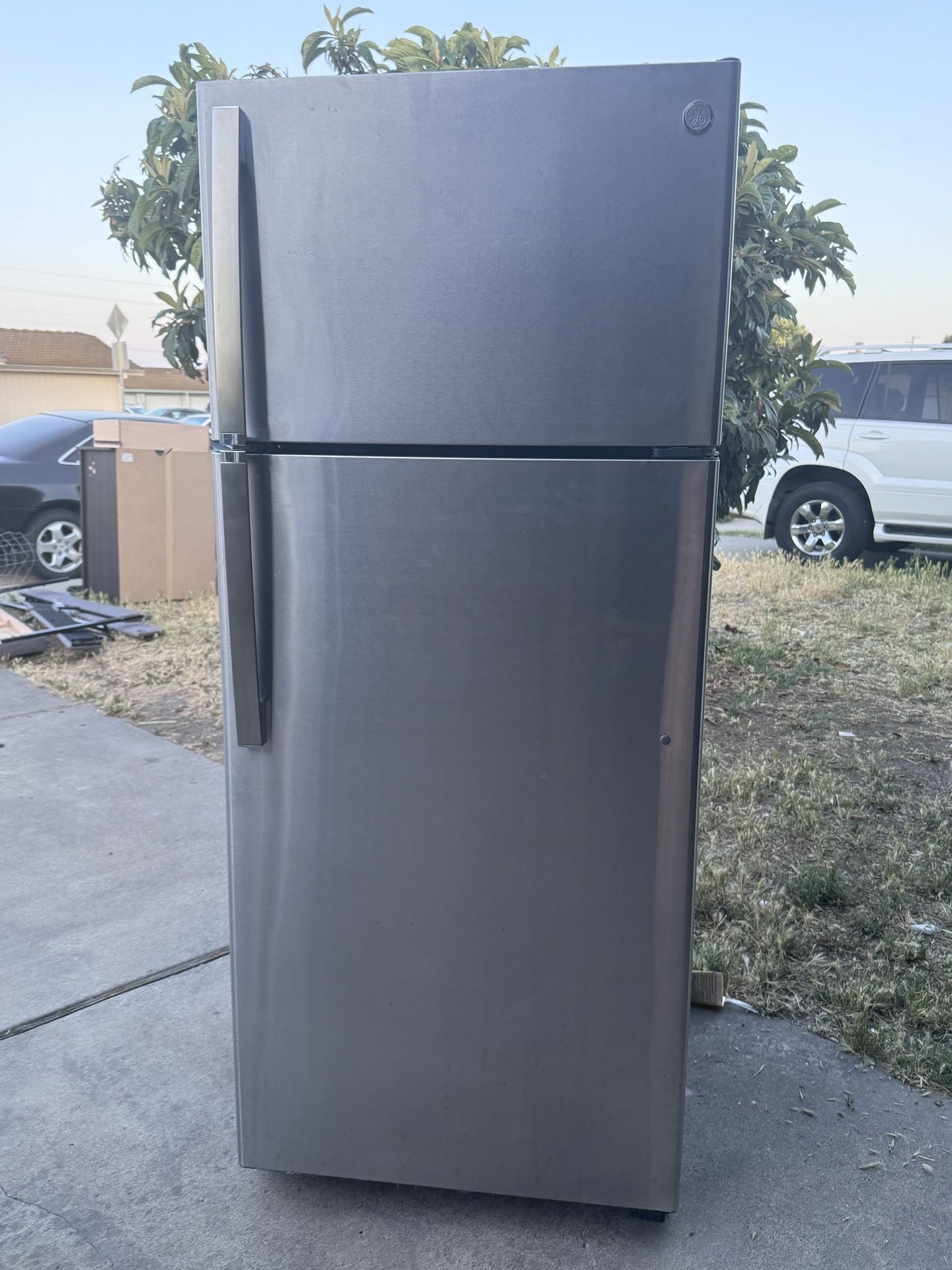 GE® 17.5 Cu. Ft. D Stainless Steel Refrigerator