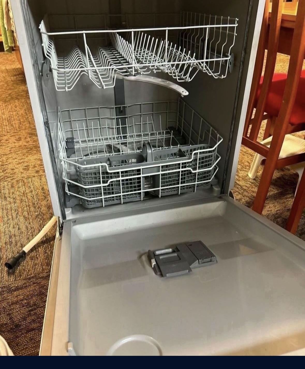 Dishwasher in Good Condition
